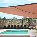 Le Clos De La Tuiliere بيت ضيافة *