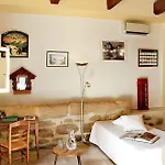 بيت ضيافة Le Clos De La Tuiliere *