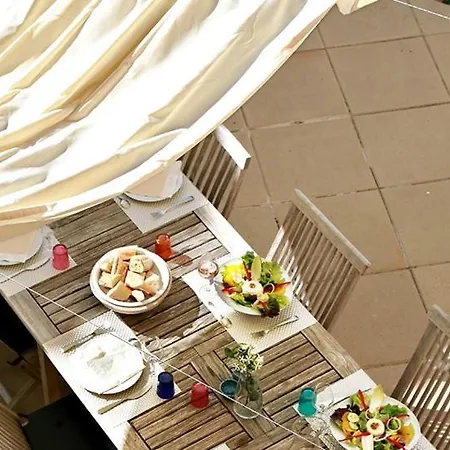Le Clos De La Tuiliere Guest house