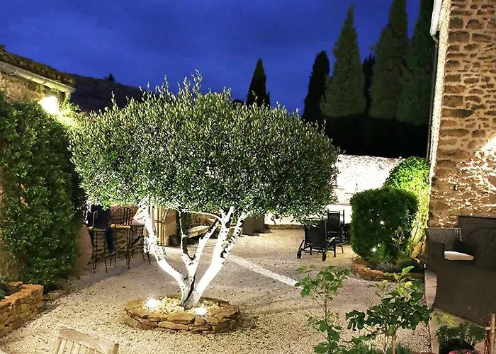 Pensjonat Le Clos De La Tuiliere Grignan