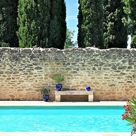 Le Clos De La Tuiliere Гриньян
