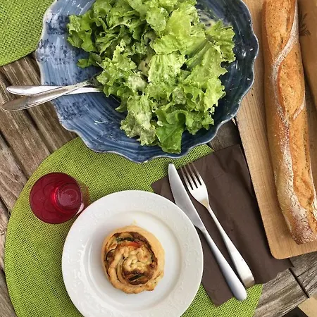 Pensjonat Le Clos De La Tuiliere Grignan